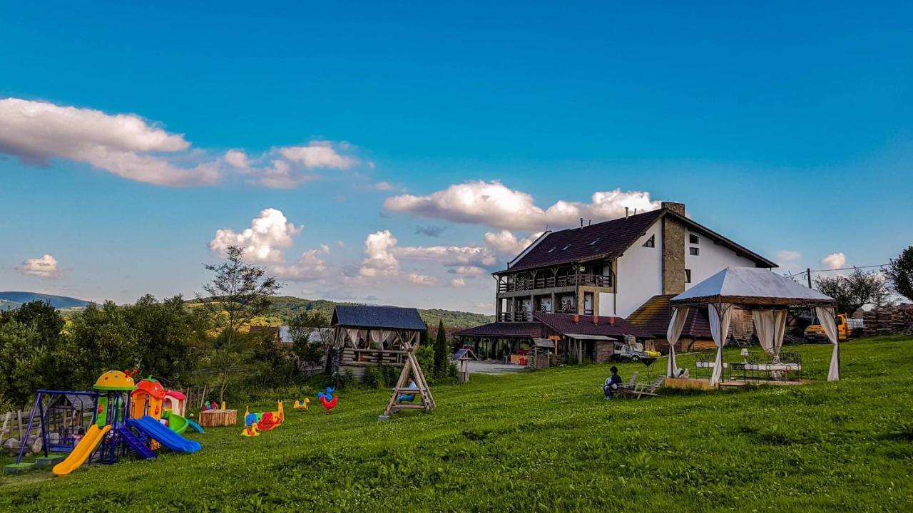 Hostal Casa Bradet Întorsura Buzăului Exterior foto