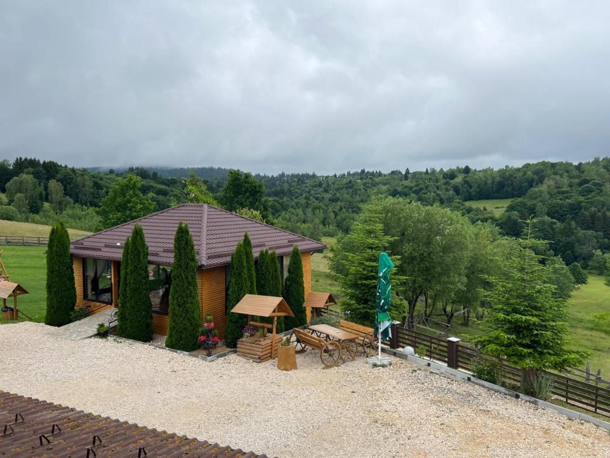 Hostal Casa Bradet Întorsura Buzăului Exterior foto