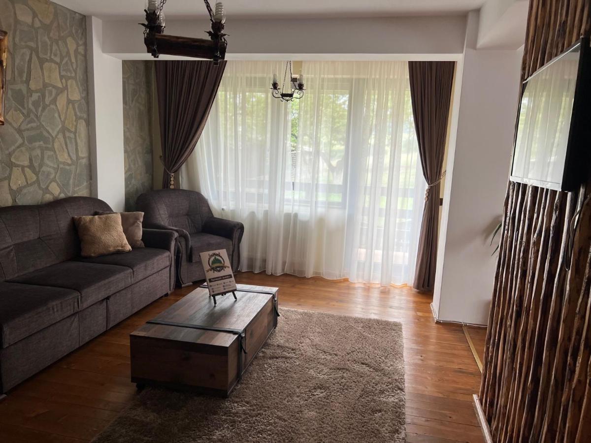 Hostal Casa Bradet Întorsura Buzăului Exterior foto