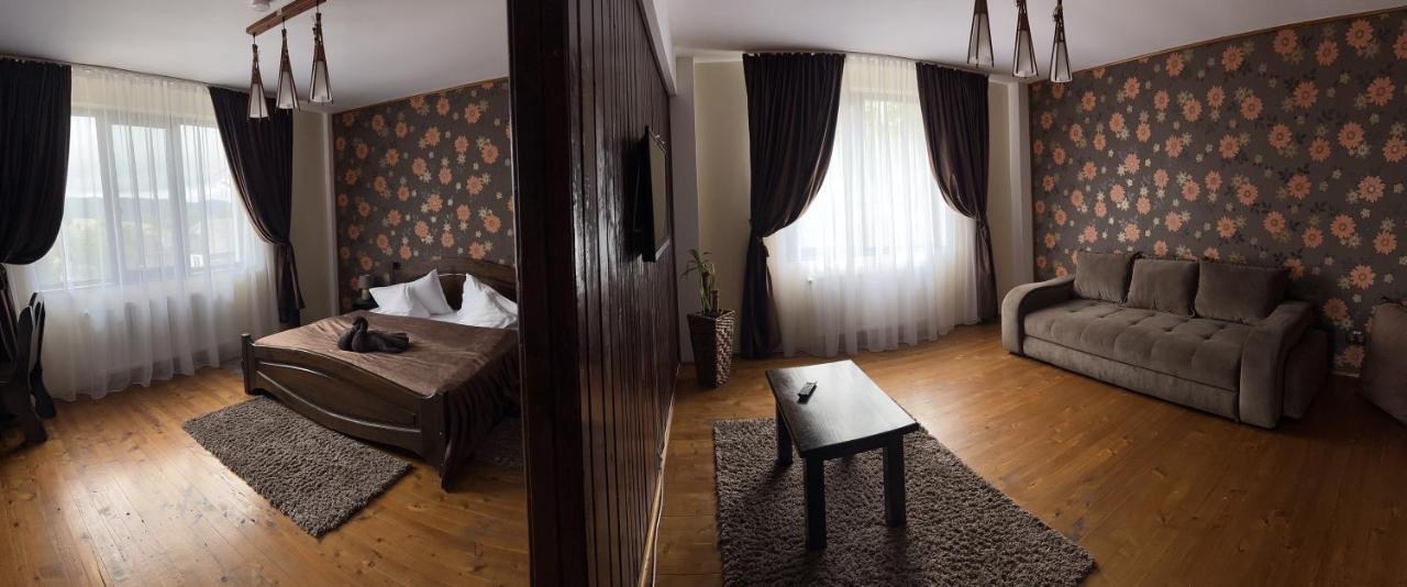 Hostal Casa Bradet Întorsura Buzăului Exterior foto