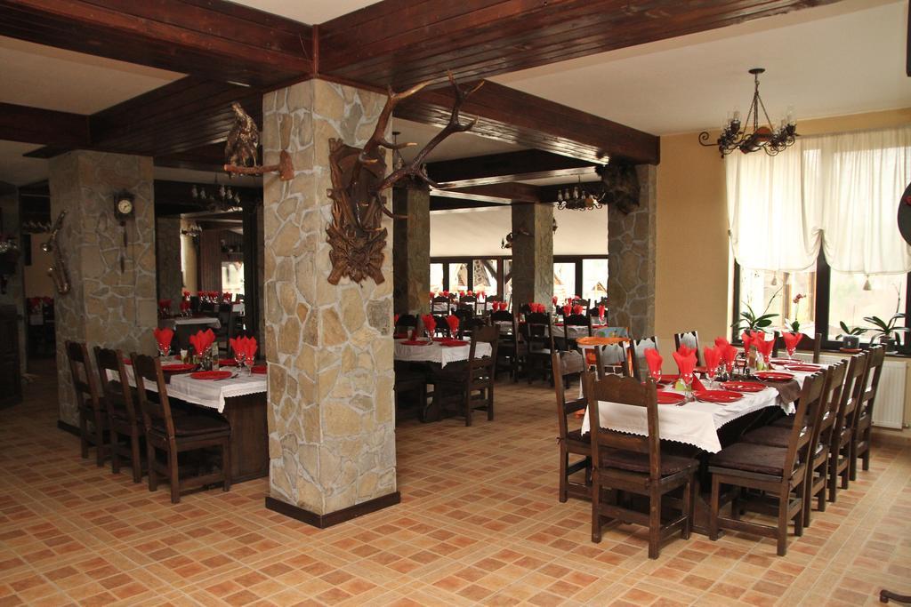 Hostal Casa Bradet Întorsura Buzăului Exterior foto