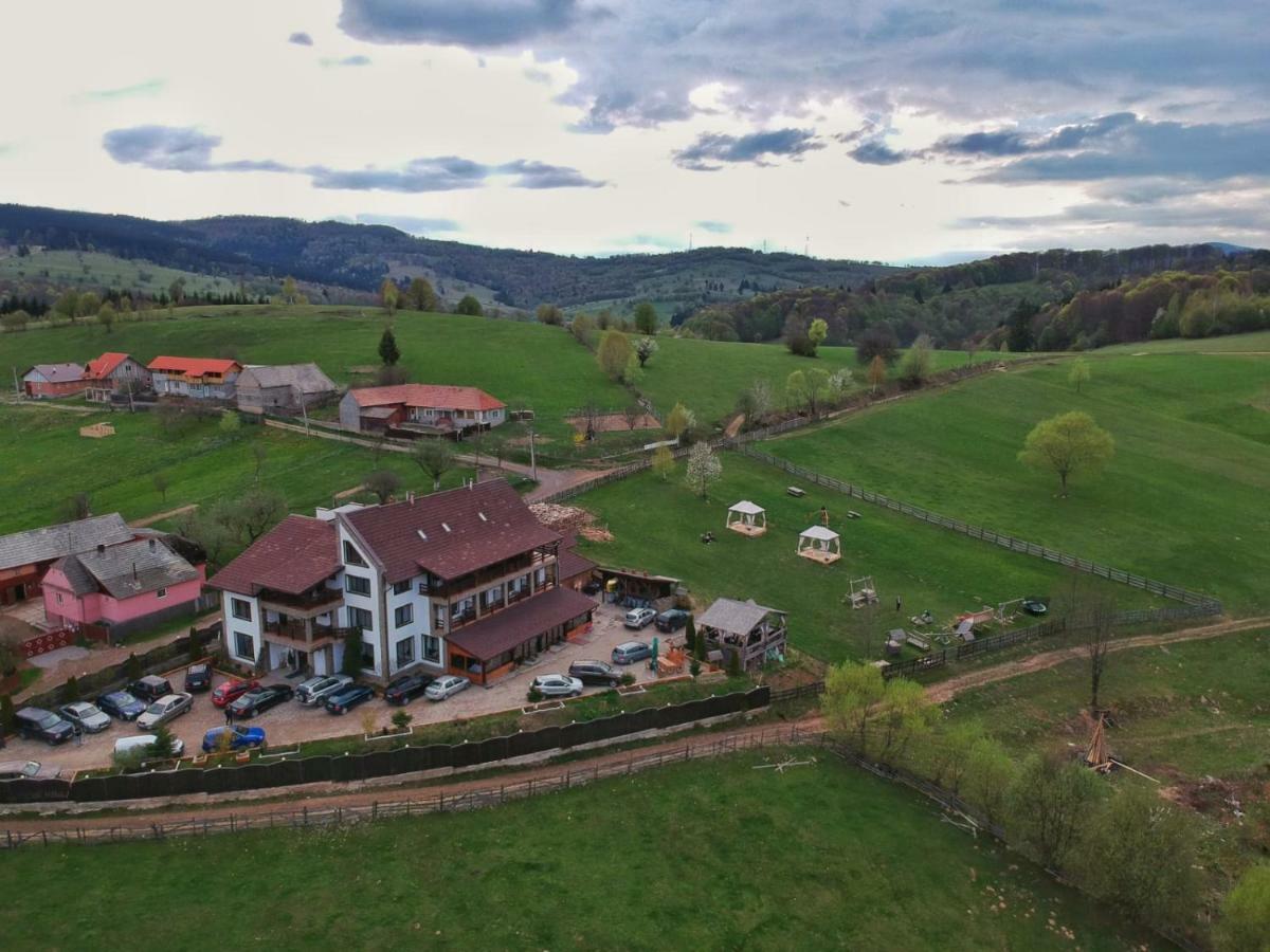 Hostal Casa Bradet Întorsura Buzăului Exterior foto